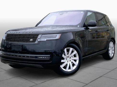 Used 2023 Land Rover Range Rover SE image 1