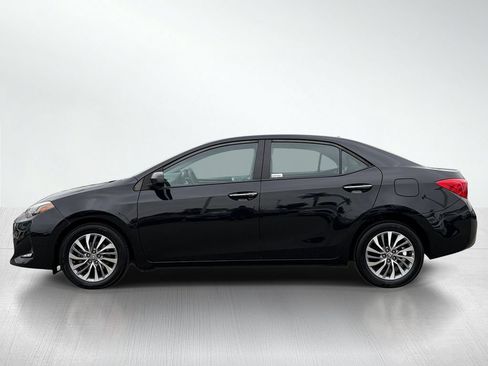 Used 2017 Toyota Corolla XLE w/ Carpet Mat Package (TMS) FWD image 2