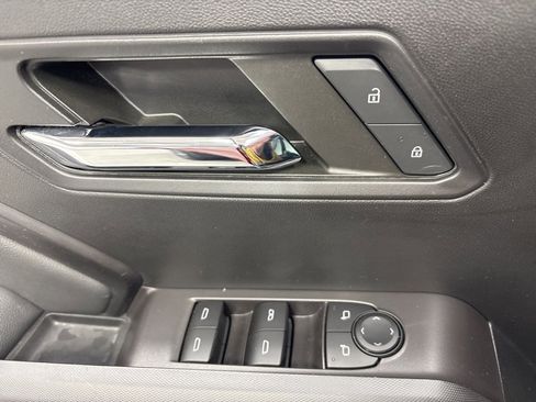 Used 2023 Chevrolet Colorado LT w/ LT Convenience Package III image 29