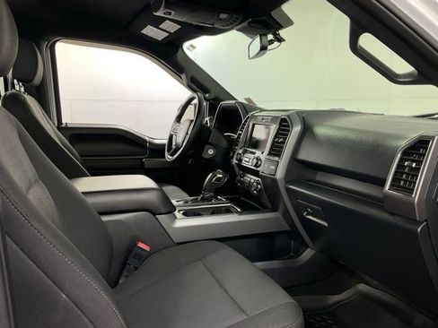 Used 2019 Ford F150 XLT w/ Equipment Group 302A Luxury AWD/4WD image 29