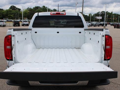 Used 2017 Chevrolet Colorado W/T w/ WT Convenience Package AWD/4WD image 17