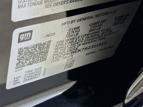 Used 2025 Chevrolet Silverado 1500 Custom image 30