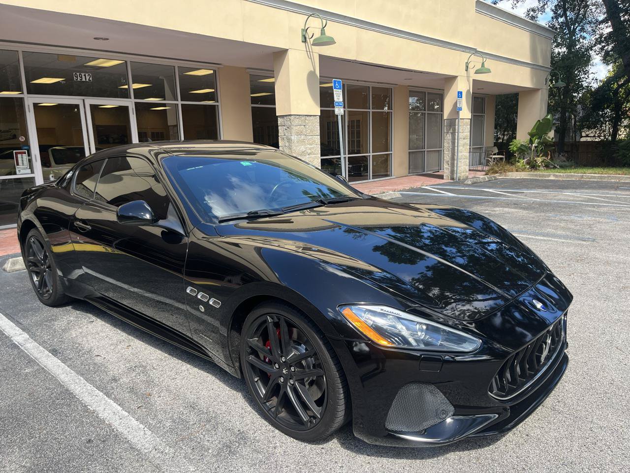 Used 2018 Maserati GranTurismo Sport RWD image 1