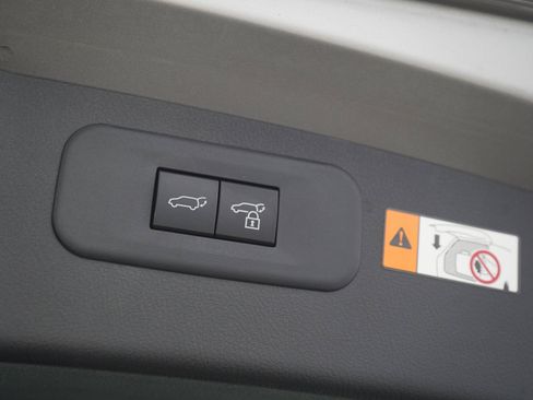 Used 2024 Lexus NX 350h AWD image 11