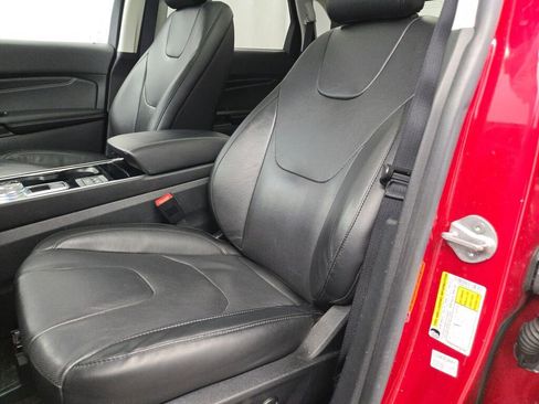 Used 2020 Ford Edge Titanium w/ Equipment Group 301A image 28