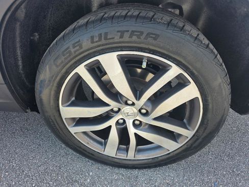 Used 2016 Honda Pilot Elite image 19