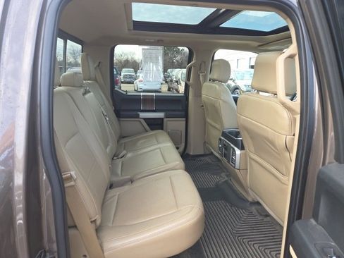 Used 2016 Ford F150 Lariat image 13