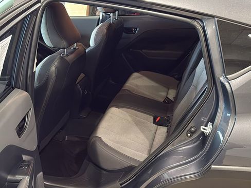 Used 2024 Subaru Crosstrek 2.0i Premium image 18