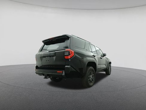 New 2026 Toyota 4Runner SR5 AWD/4WD image 24