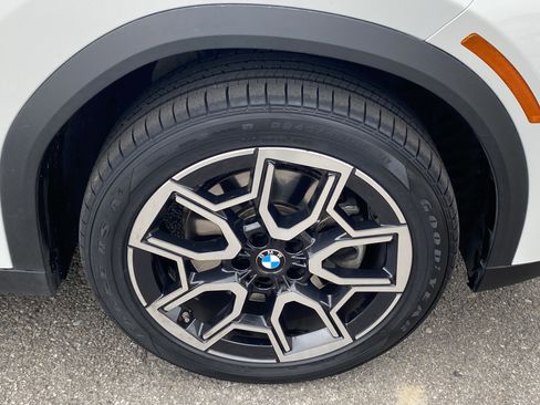 Used 2025 BMW X2 xDrive28i w/ Premium Package image 28