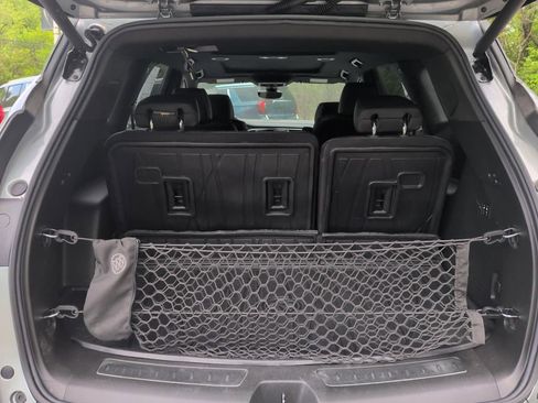 Used 2024 Buick Enclave Avenir w/ Avenir Technology Package AWD/4WD image 22