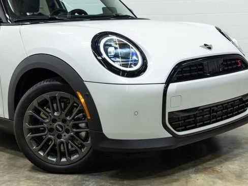 Certified 2025 MINI Cooper S image 6