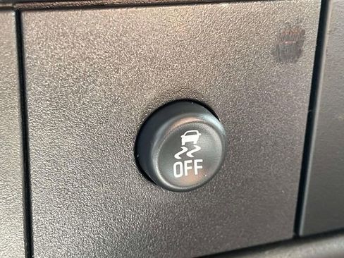 Used 2022 Chevrolet Express 2500 w/ Driver Convenience Package image 20