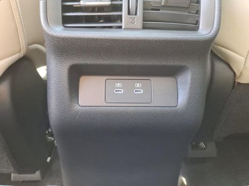 Used 2025 Nissan Murano SL AWD/4WD image 13