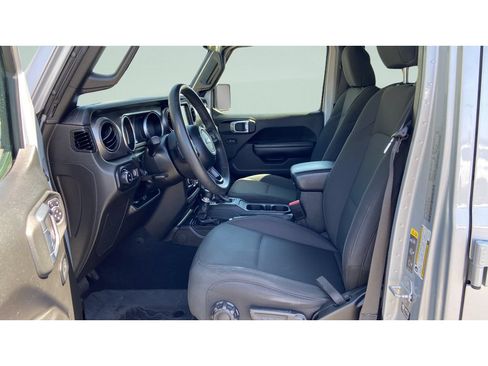 Used 2023 Jeep Gladiator Sport AWD/4WD image 10