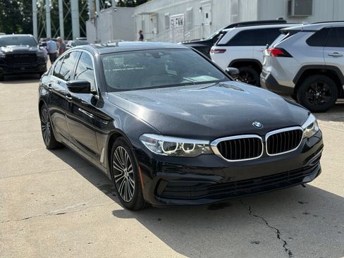 Used 2019 BMW 530i w/ Convenience Package RWD image 4
