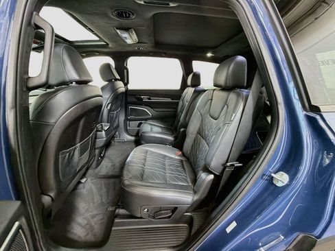 Used 2023 Kia Telluride SX Prestige X-Line AWD/4WD image 27