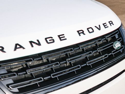 New 2026 Land Rover Range Rover Evoque Dynamic SE image 16