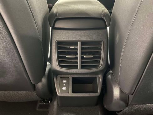 New 2026 Kia Seltos S AWD/4WD image 12
