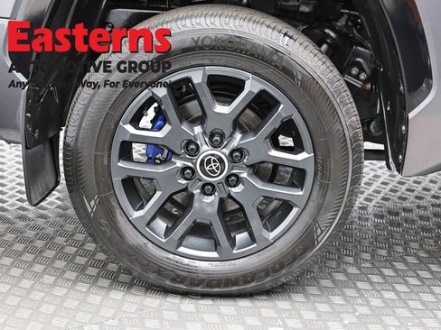 Used 2024 Toyota Tundra Platinum image 33