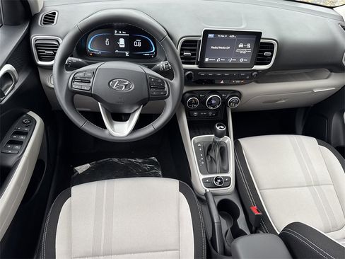 New 2026 Hyundai Venue SEL image 22
