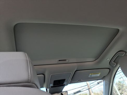 New 2026 Honda CR-V EX-L image 11