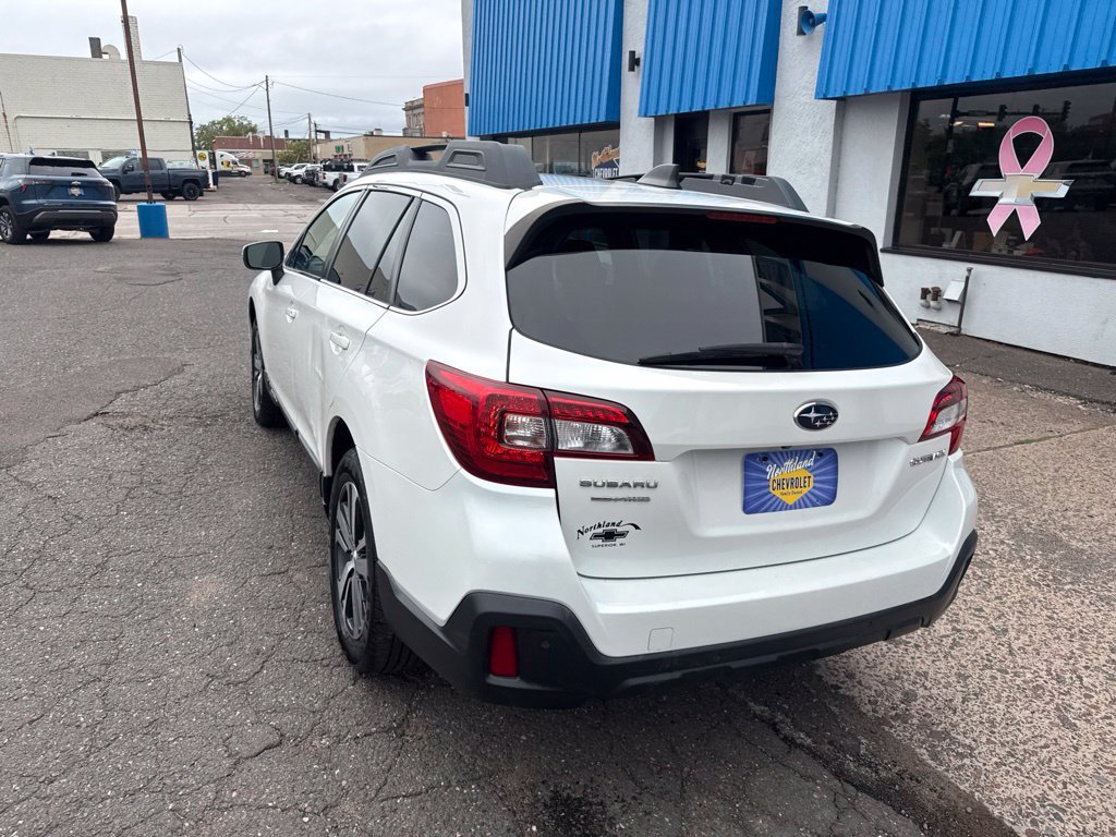Used 2019 Subaru Outback 2.5i Limited AWD/4WD image 13
