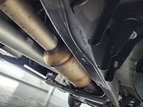 Used 2022 Chevrolet Silverado 3500 High Country w/ Snow Plow Prep/Camper Package image 30