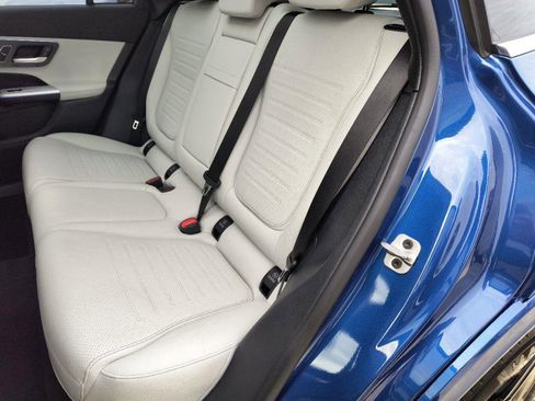 New 2025 Mercedes-Benz GLC 300 4MATIC image 14