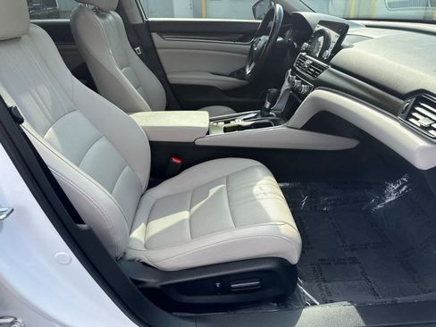 Used 2021 Honda Accord EX-L image 12