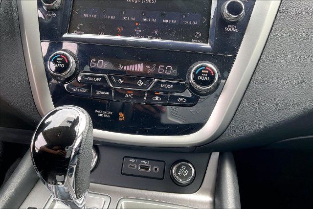 Used 2023 Nissan Murano SV FWD image 15