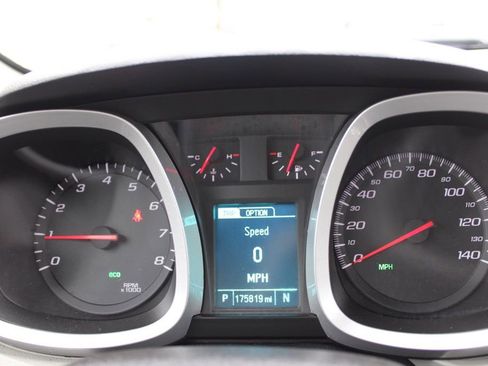 Used 2014 Chevrolet Equinox LS image 29