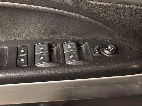 Used 2021 Chevrolet Colorado LT w/ Redline Special Edition image 14