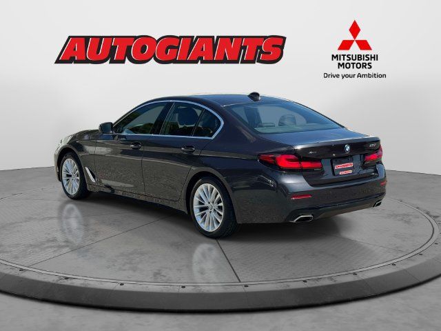 Used 2023 BMW 530i xDrive w/ Premium Package AWD/4WD image 7