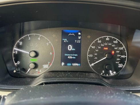 Certified 2025 Toyota Corolla LE image 22