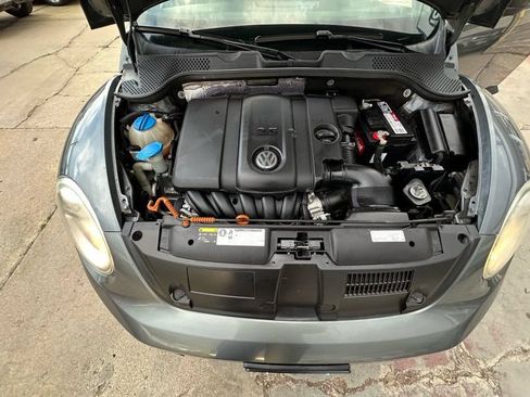 Used 2013 Volkswagen Beetle 2.5 FWD image 16