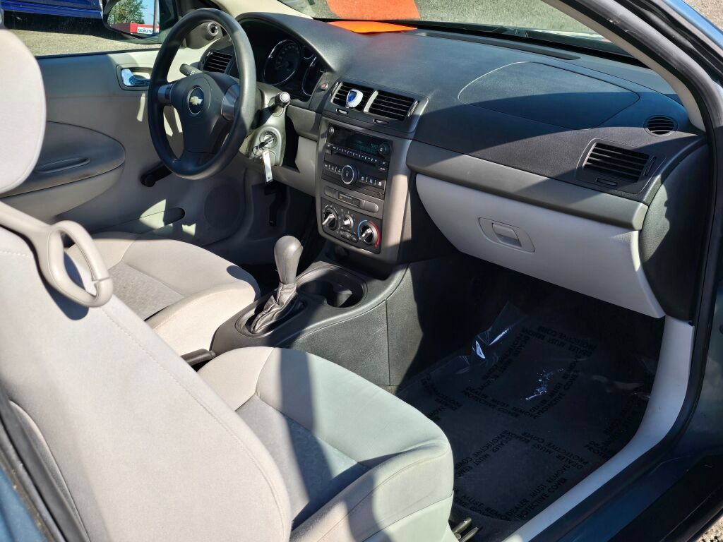 Used 2009 Chevrolet Cobalt LS FWD image 12