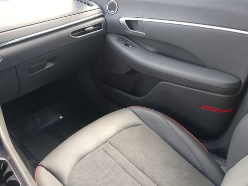Used 2022 Hyundai Sonata SEL Plus w/ Cargo Package FWD image 15