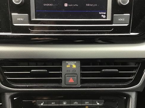 Used 2023 Volkswagen Taos S image 10