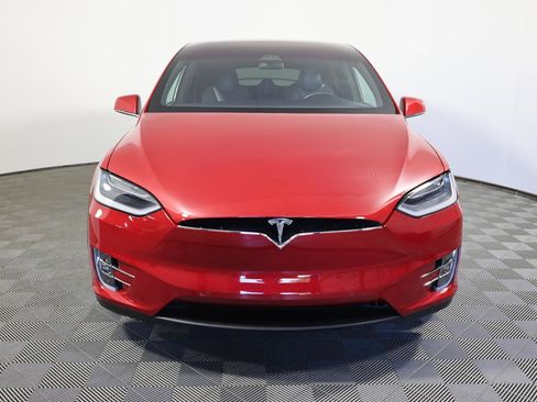 Used 2018 Tesla Model X 75D AWD/4WD image 2