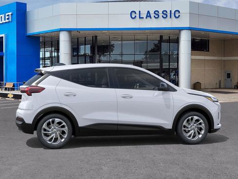 New 2027 Chevrolet Bolt LT image 5