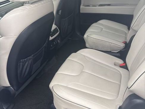 Used 2023 Hyundai Palisade Limited image 28