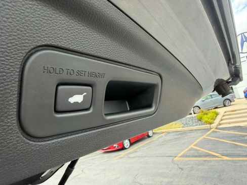 Certified 2024 Acura MDX SH-AWD w/ Advance Package image 26