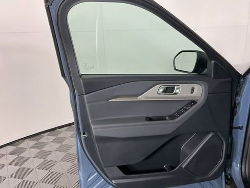 New 2026 Ford Explorer Active AWD/4WD image 12