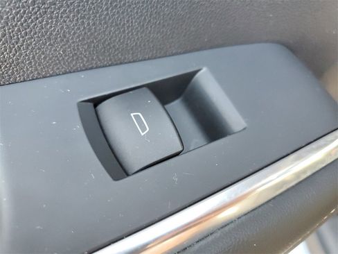 Used 2025 GMC Acadia Elevation w/ Black Edition image 16