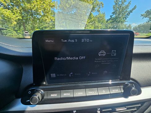 Used 2024 Kia Forte LXS w/ LXS Technology Package image 37