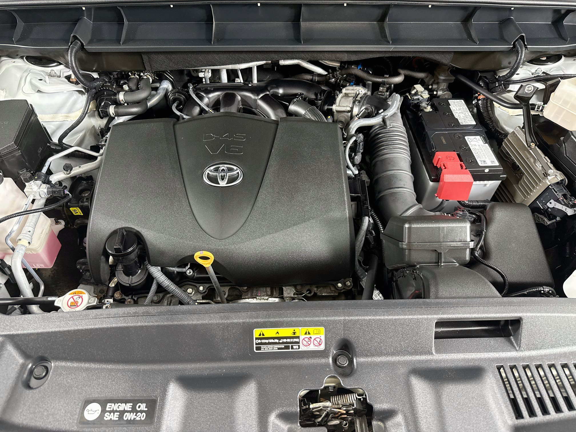 Used 2021 Toyota Highlander XLE AWD/4WD image 33