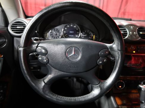 Used 2005 Mercedes-Benz CLK 500 Cabriolet image 16