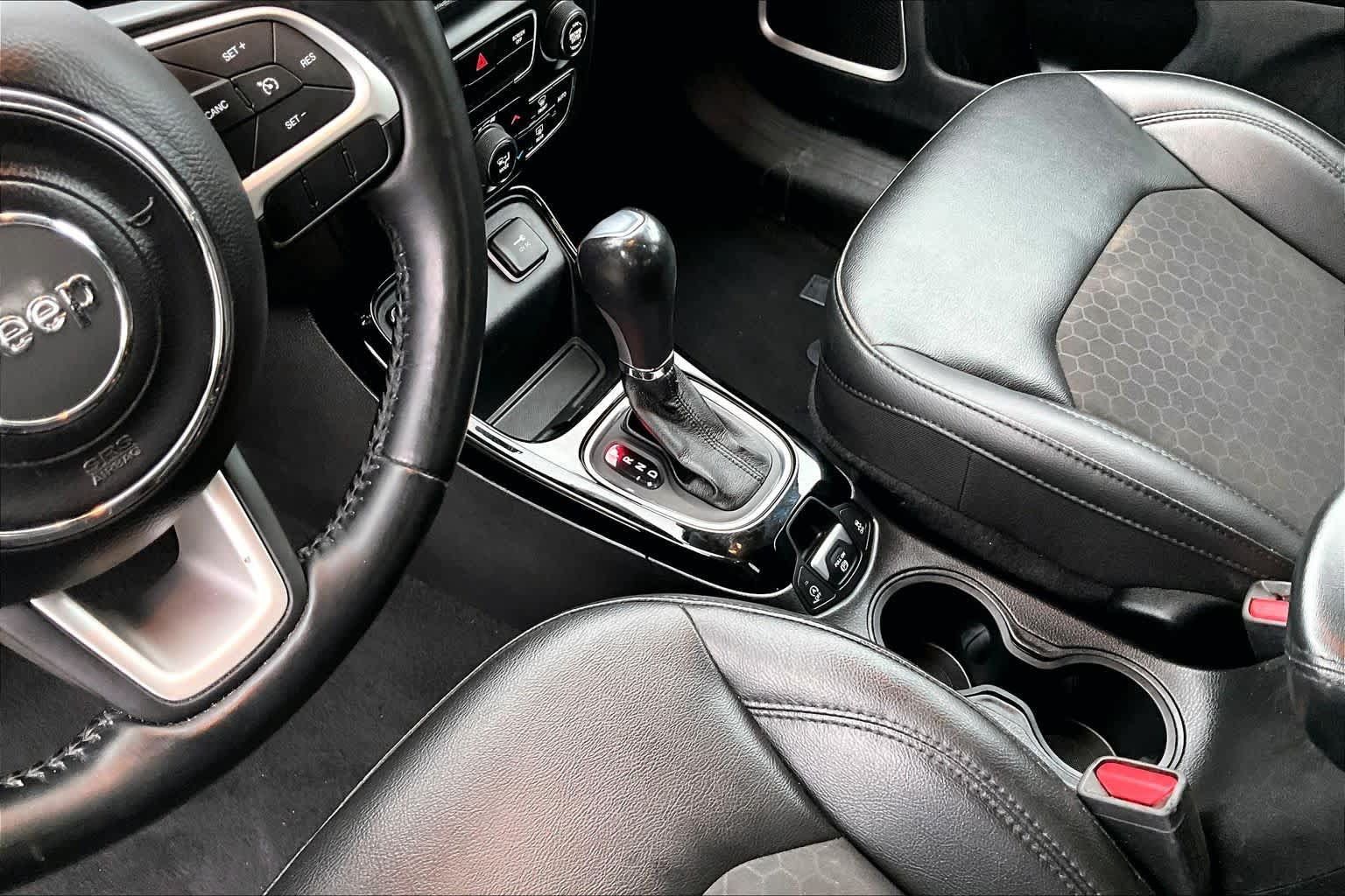Used 2021 Jeep Compass Latitude FWD image 16