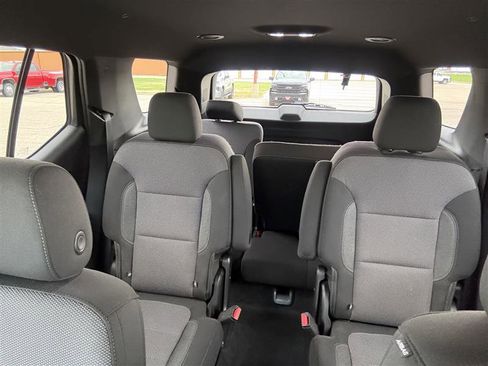 Used 2023 Chevrolet Traverse LT w/ LPO, Floor Liner Package AWD/4WD image 25